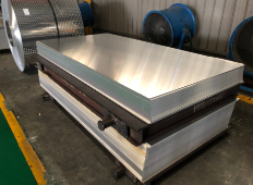 高導(dǎo)熱鋁板：提升散熱器效率的關(guān)鍵材料